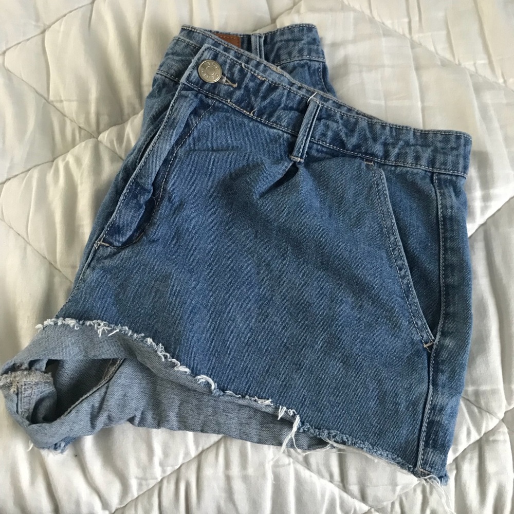 BDG short shorts